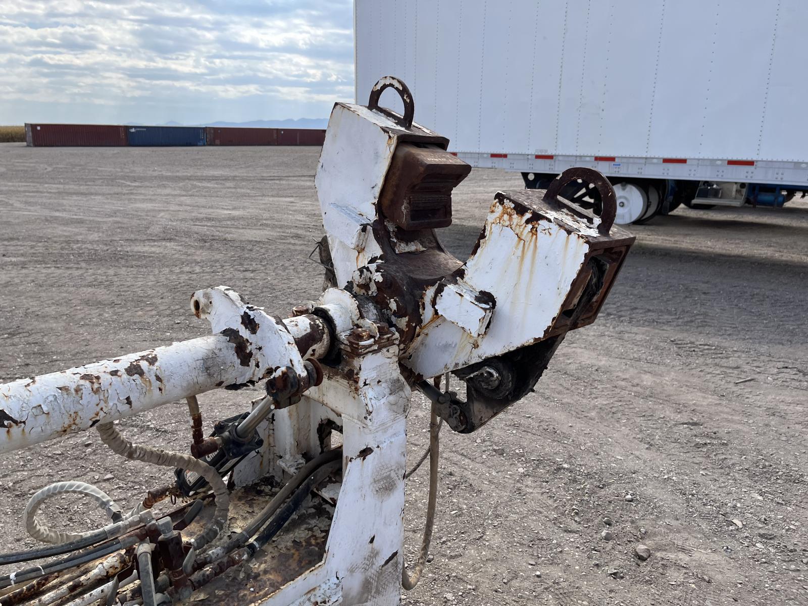 ./imagenes/INVOICE/2019/17897/BRAZO PARA MONTAR TUBERIA IRON ROUGHNECK HT-75 (6).JPG